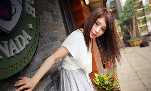 确山想找一个女性生孩子给报酬-｛找个女人生孩子多少钱｝
